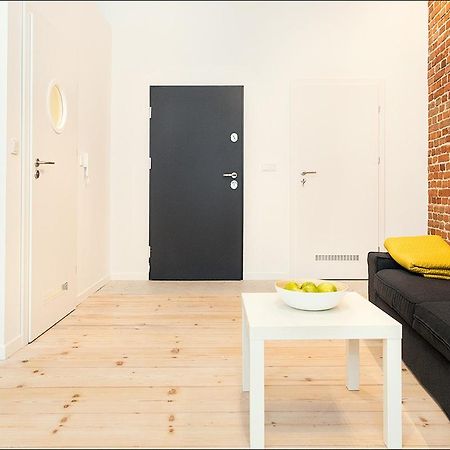 Ferienwohnung Terra Studio Dworcowa Breslau Exterior foto