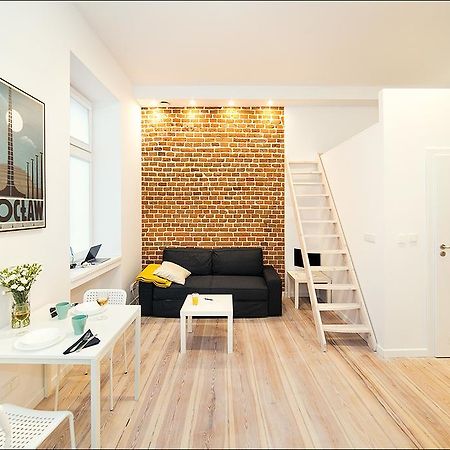 Ferienwohnung Terra Studio Dworcowa Breslau Exterior foto