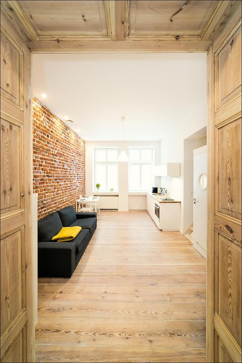 Ferienwohnung Terra Studio Dworcowa Breslau Zimmer foto