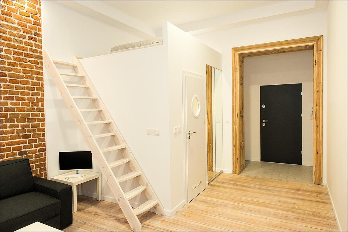 Ferienwohnung Terra Studio Dworcowa Breslau Exterior foto