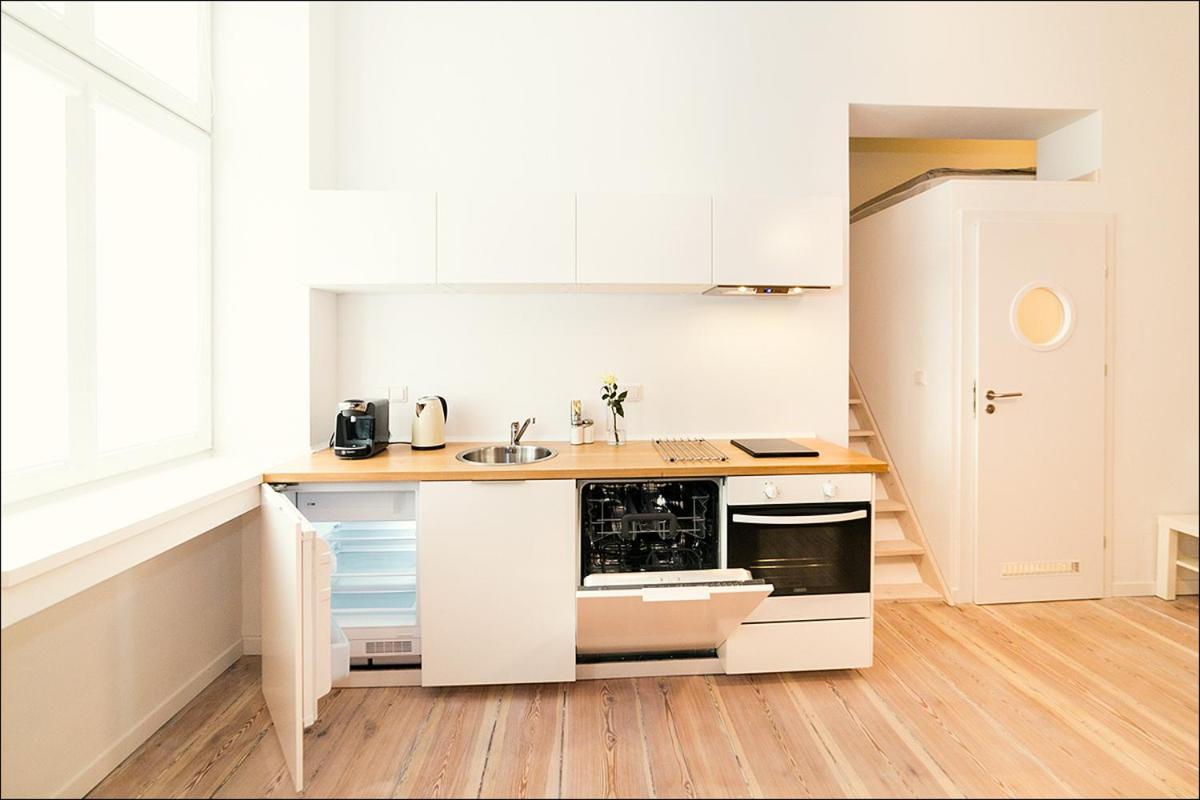 Ferienwohnung Terra Studio Dworcowa Breslau Zimmer foto