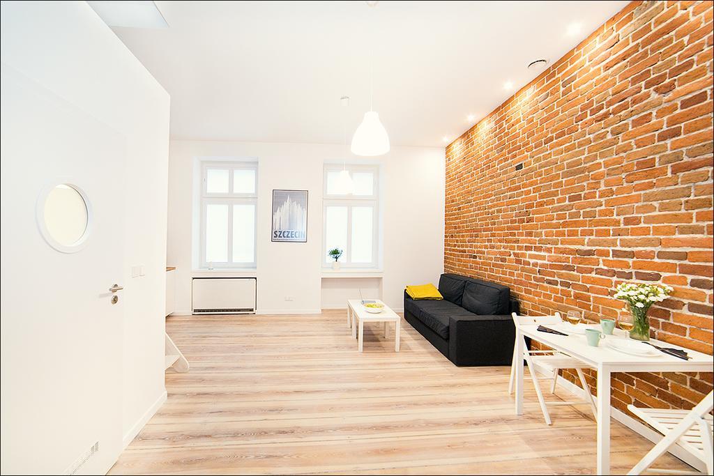 Ferienwohnung Terra Studio Dworcowa Breslau Exterior foto
