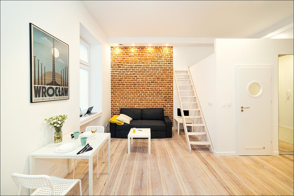 Ferienwohnung Terra Studio Dworcowa Breslau Exterior foto